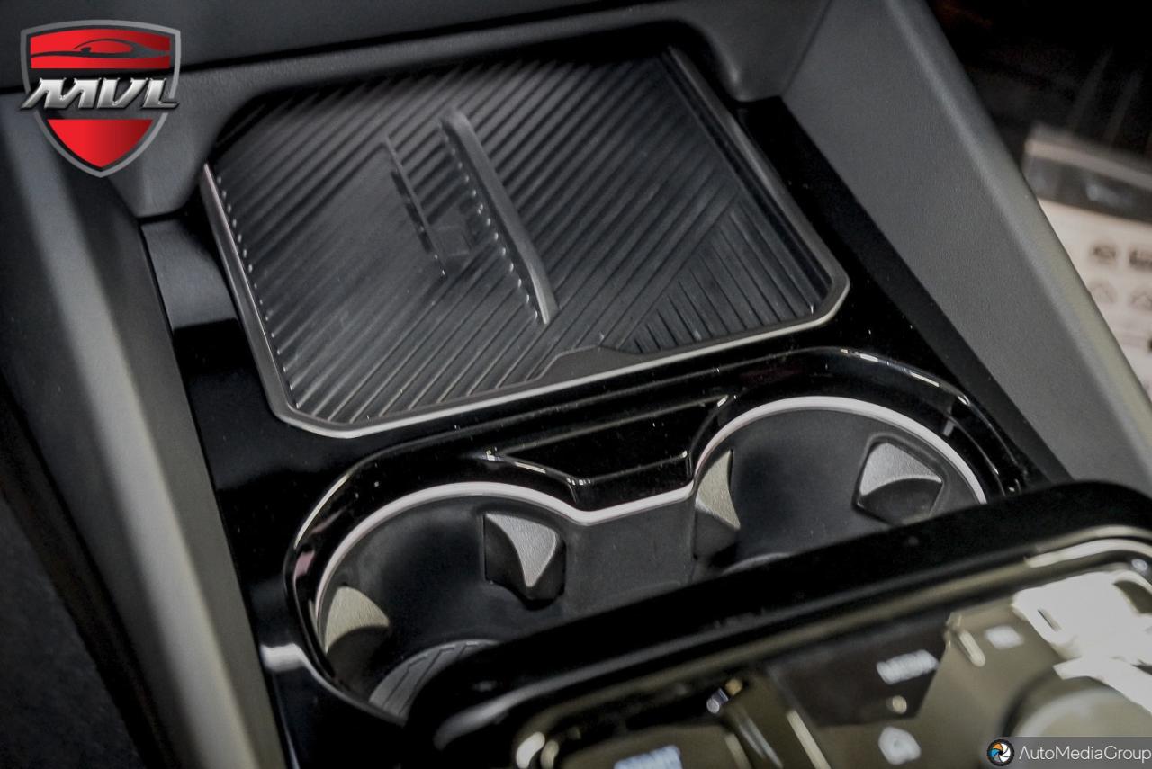 2024 BMW i5 M60 xDrive 4dr All-Wheel Drive Sedan Photo