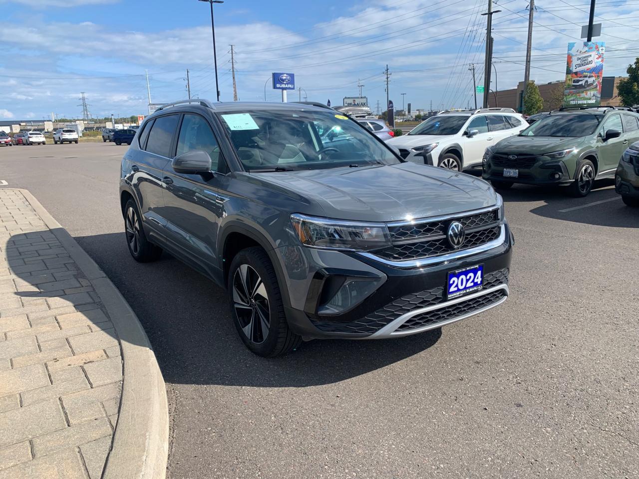 2024 Volkswagen Taos Comfortline 4dr All-Wheel Drive 4MOTION Photo