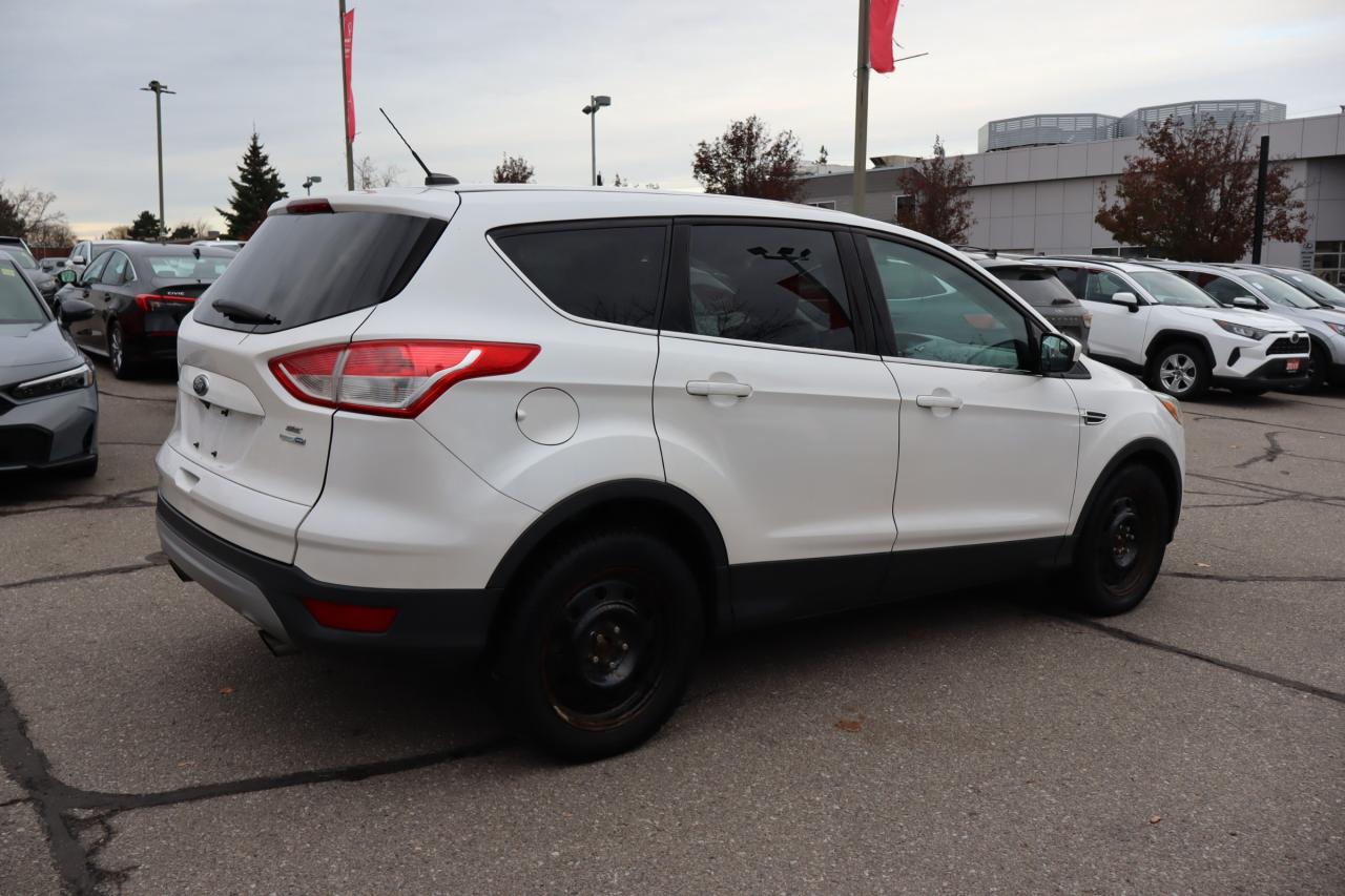 2015 Ford Escape SE 4dr 4x4 Photo4
