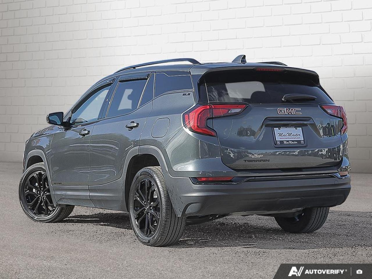 2021 GMC Terrain AWD SLE Photo