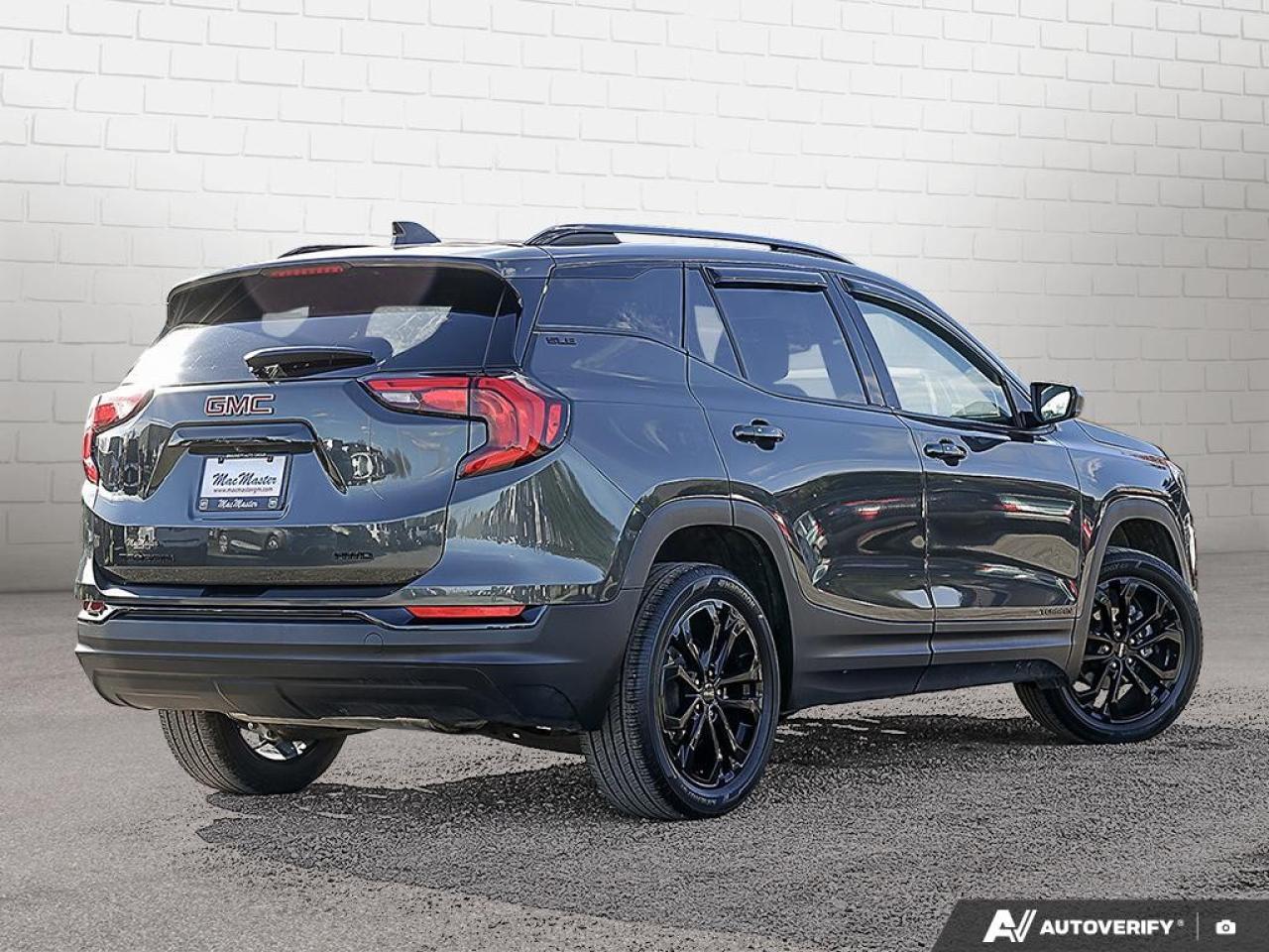 2021 GMC Terrain AWD SLE Photo4