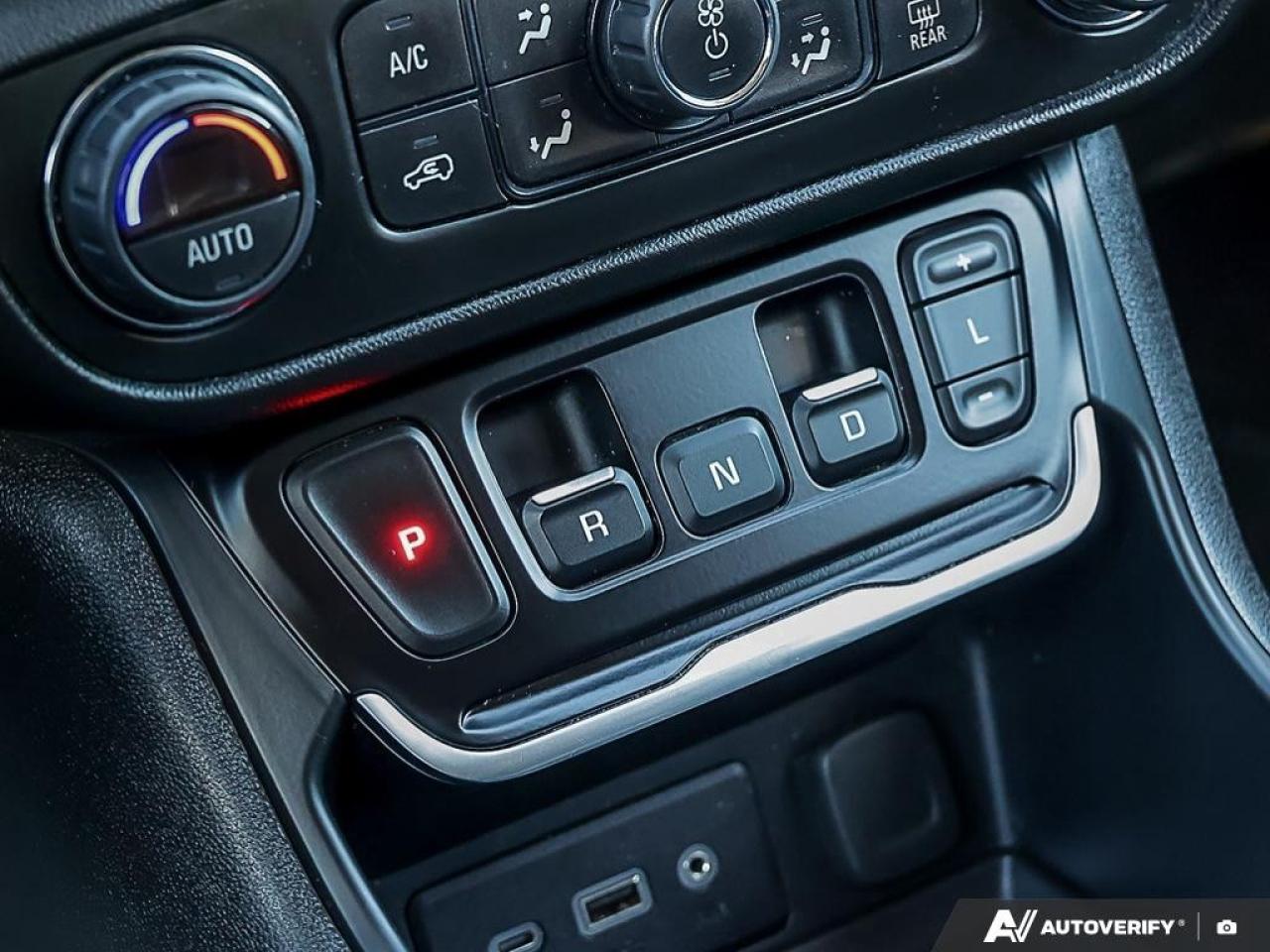 2021 GMC Terrain AWD SLE Photo