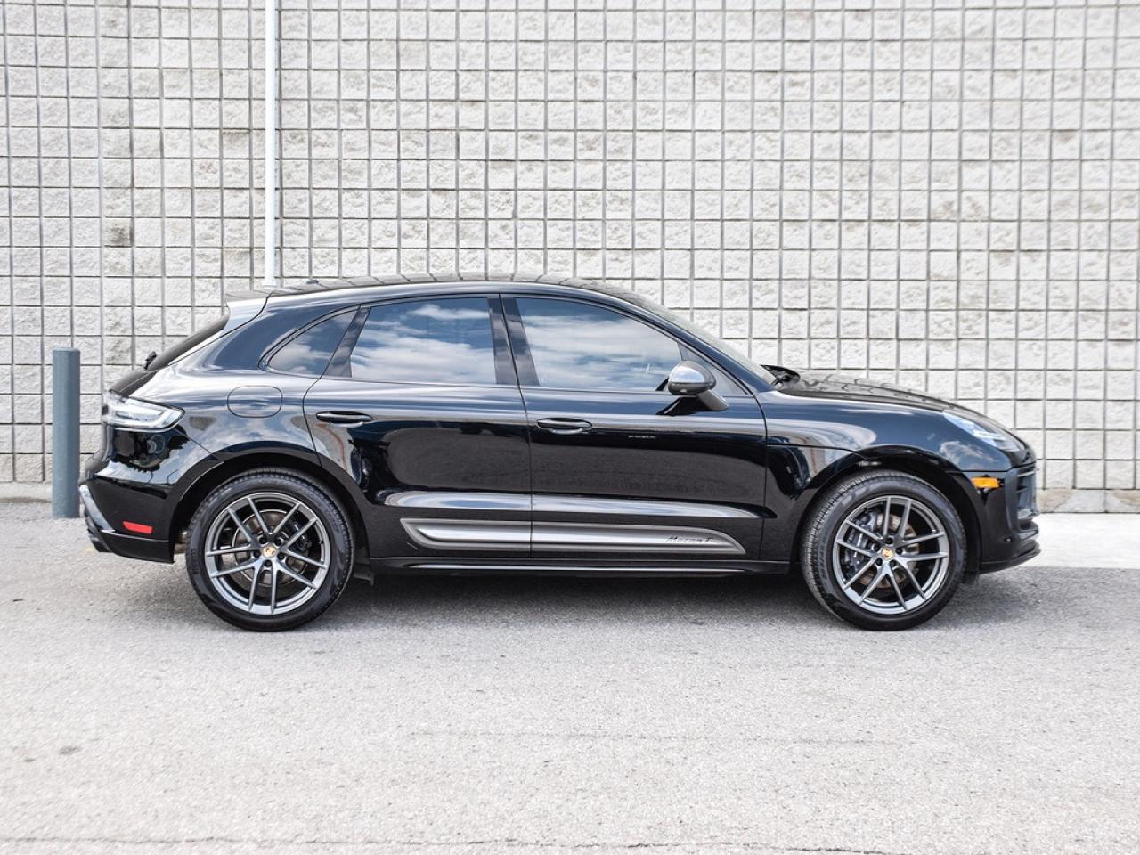 2024 Porsche Macan  Photo
