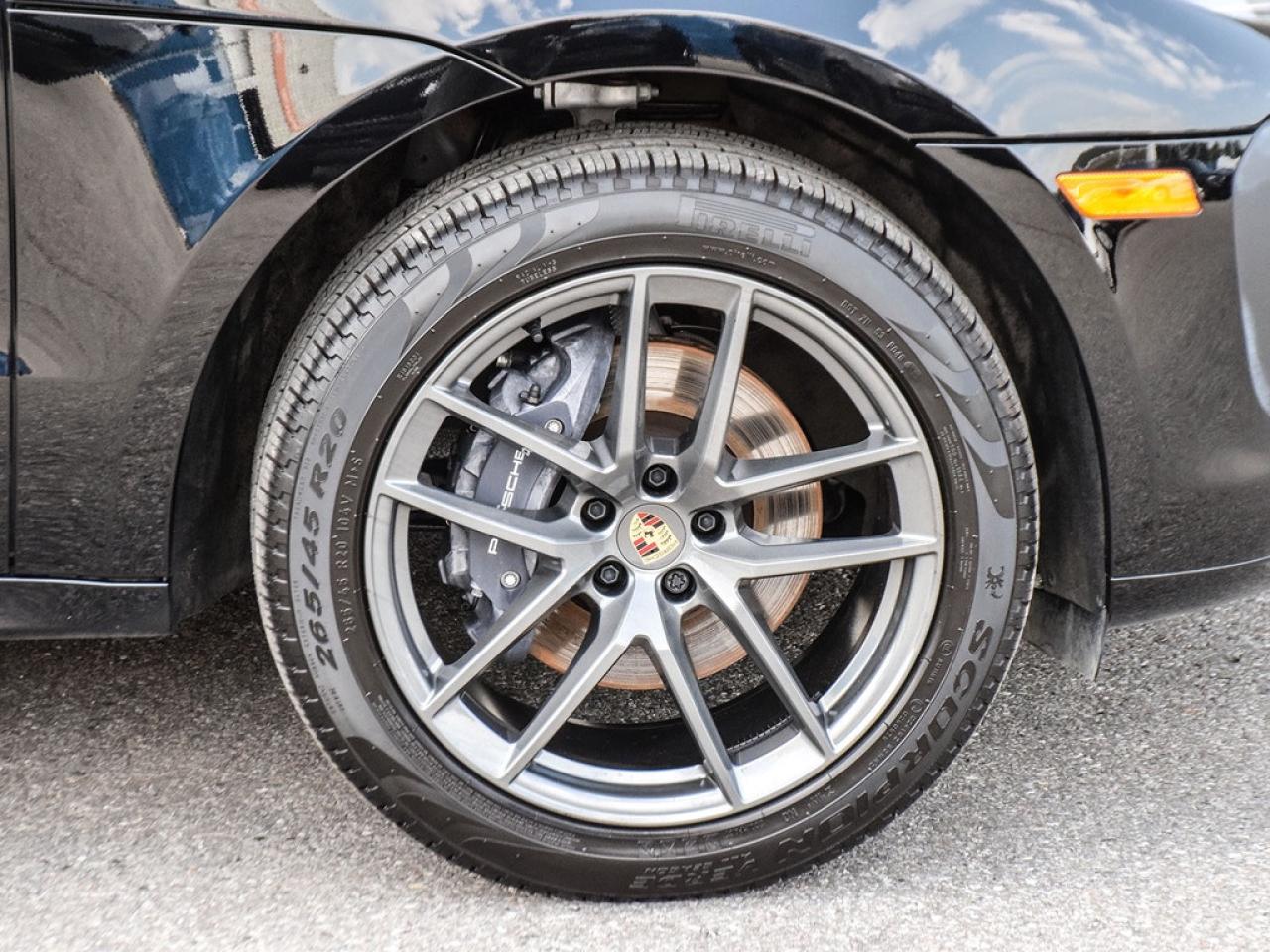 2024 Porsche Macan  Photo