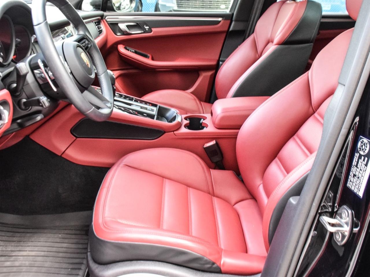 2024 Porsche Macan  Photo