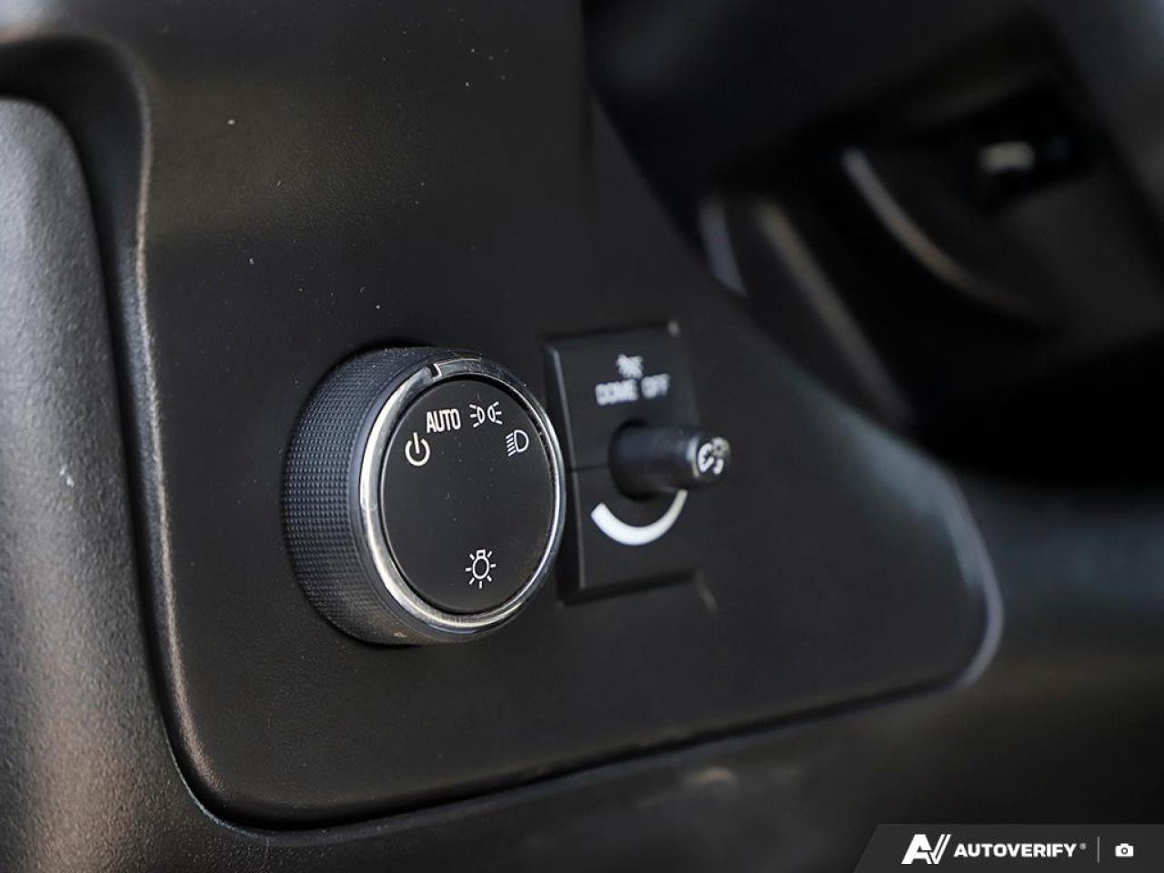 2017 GMC Savana Cargo Van 2500 Regular Wheelbase Rear-Wheel Drive Photo