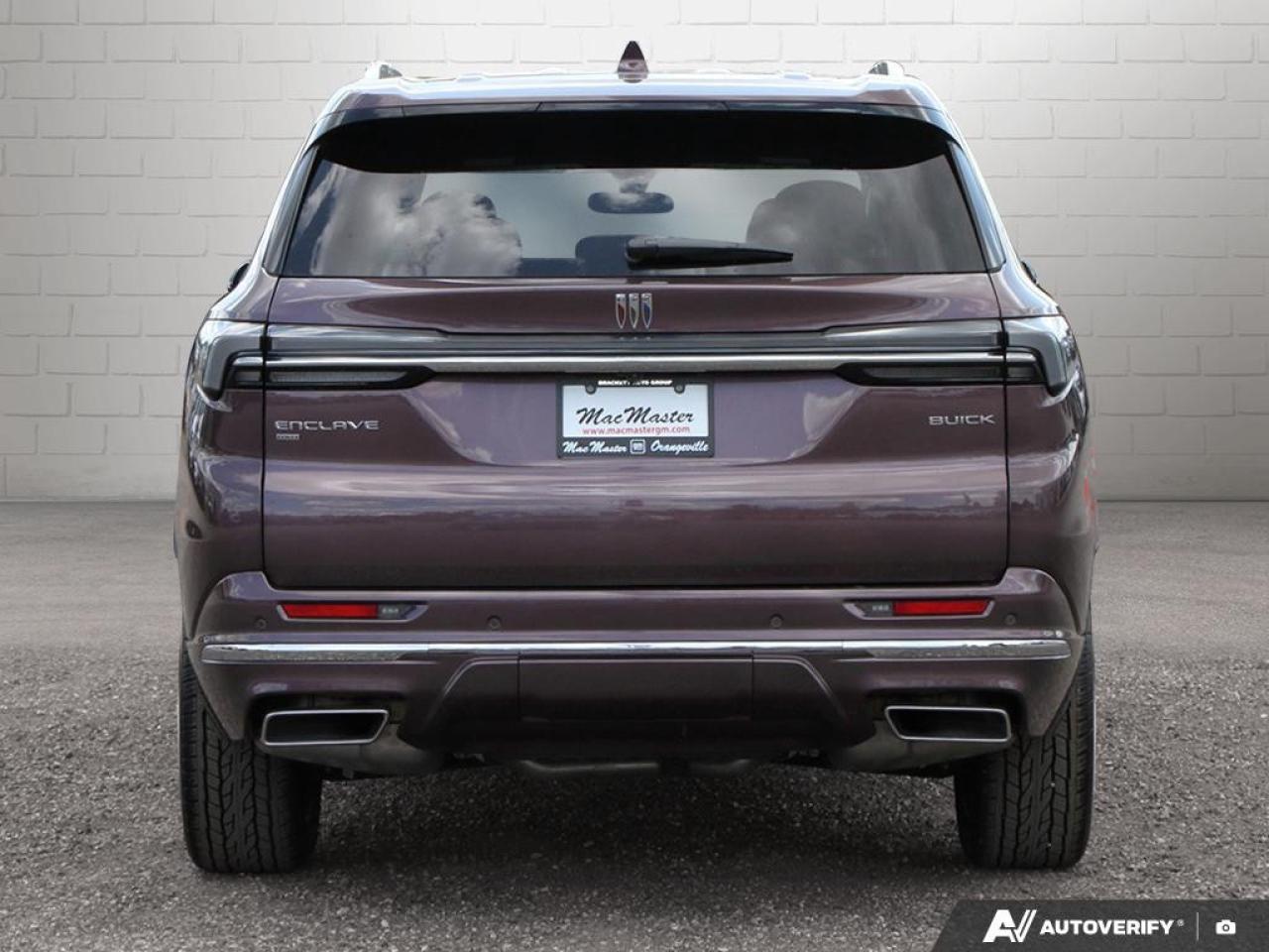 2025 Buick Enclave AWD 4dr Avenir Photo3