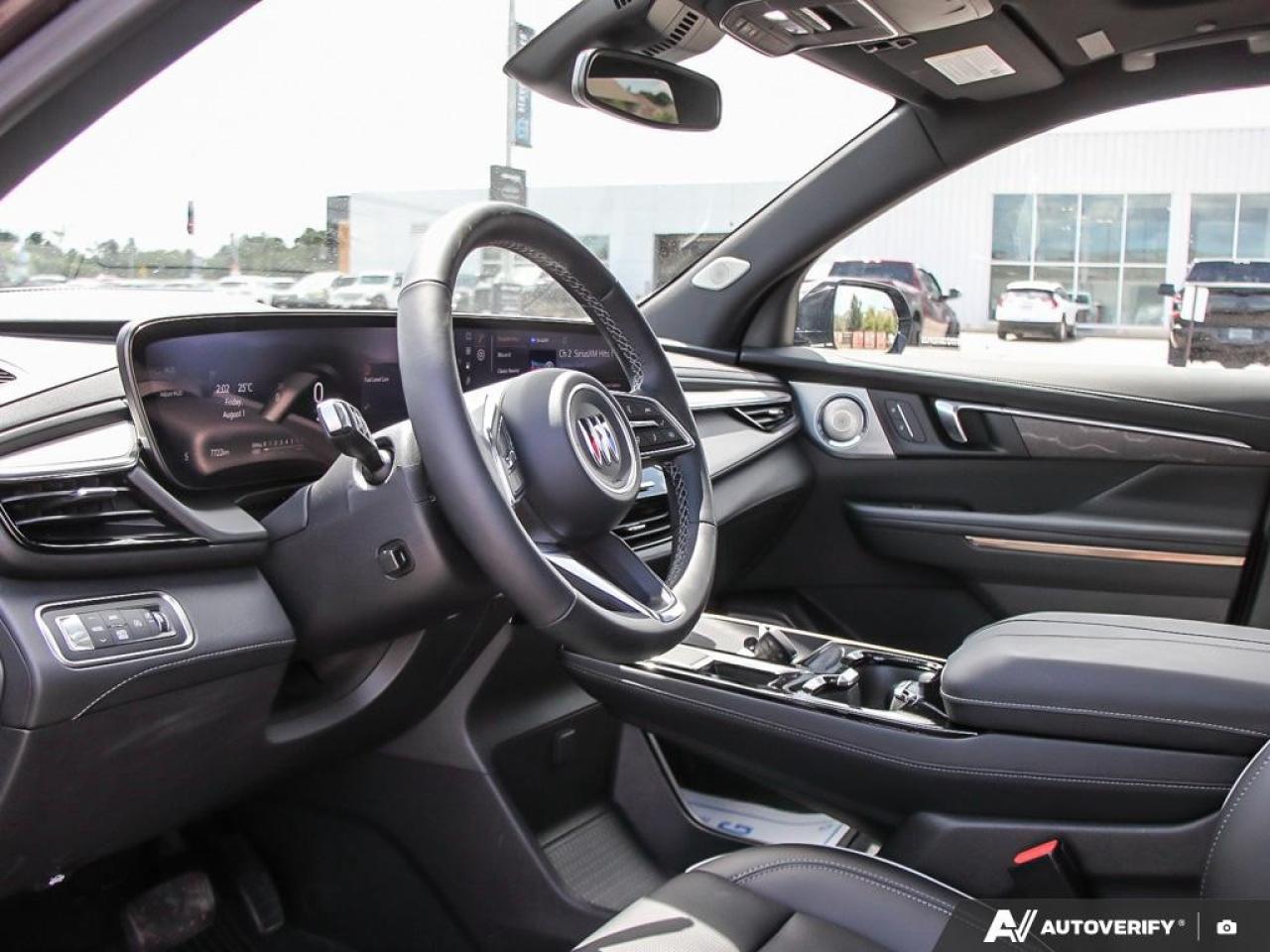 2025 Buick Enclave AWD 4dr Avenir Photo