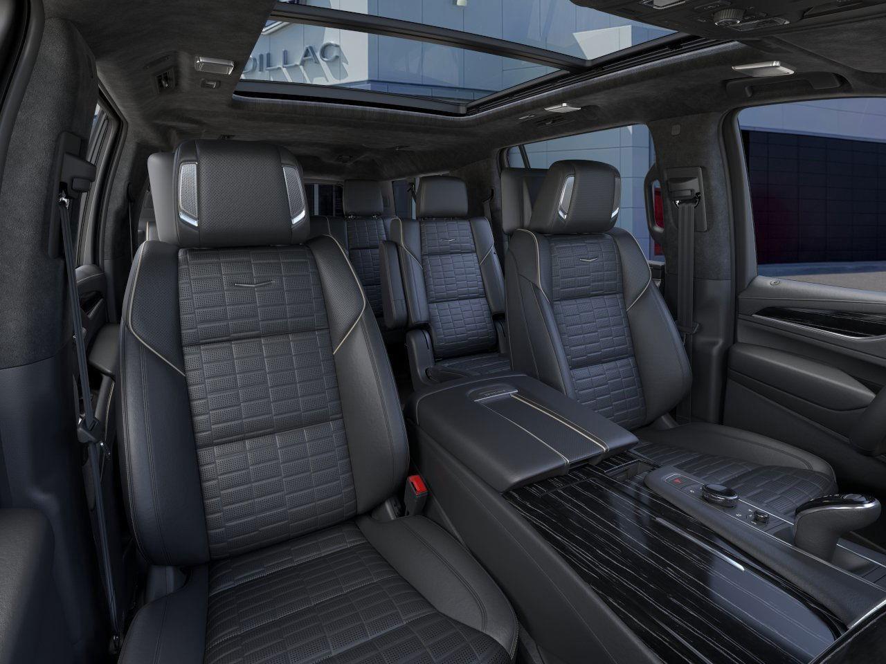 2024 Cadillac Escalade ESV V-Series 4dr All-Wheel Drive Photo