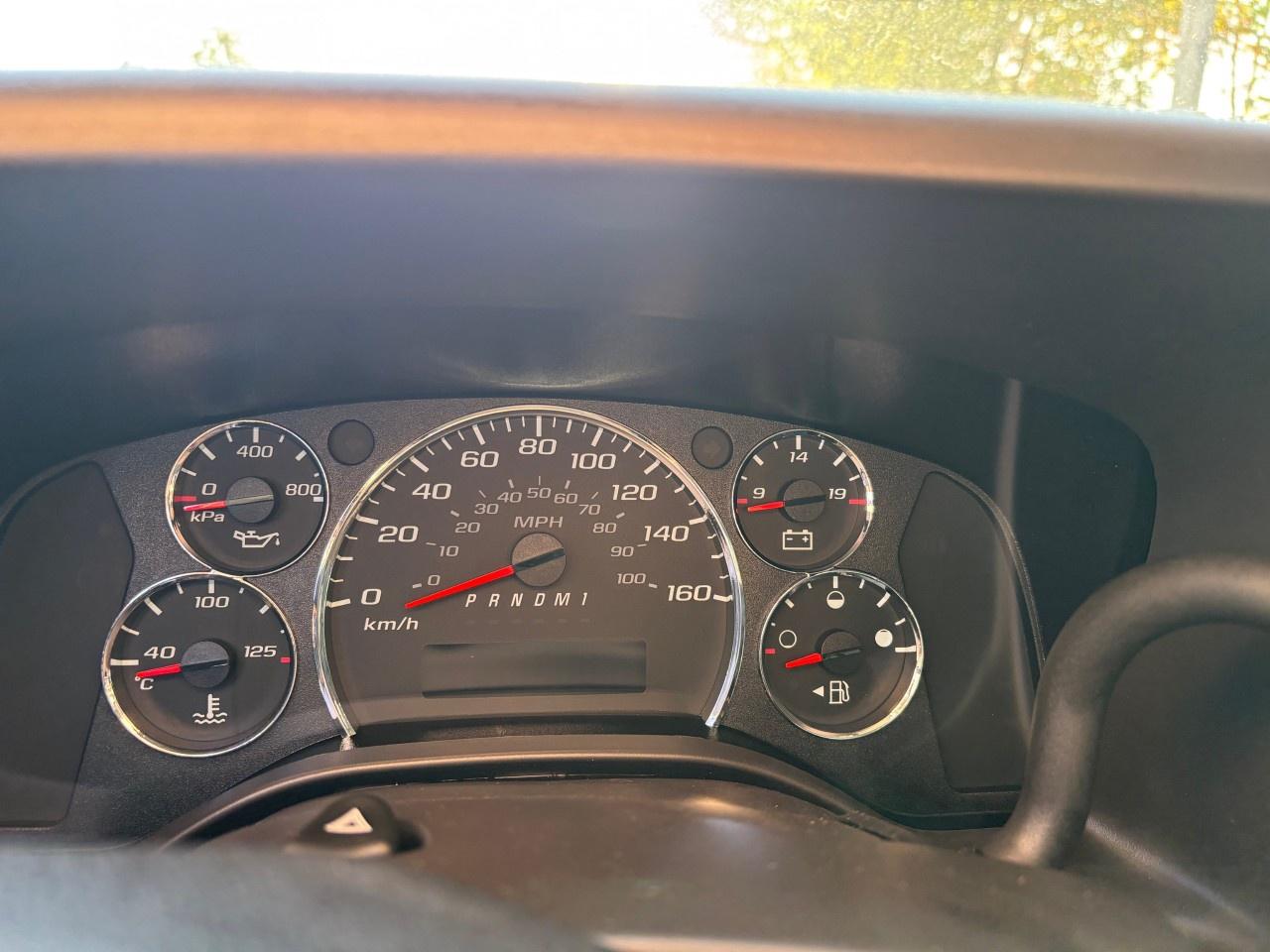 2025 GMC Savana Cargo Van 2500 Extended Wheelbase Rear-Wheel Drive Photo