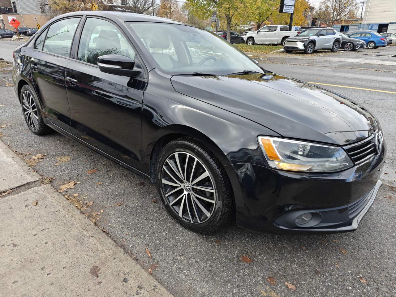 2013 Volkswagen Jetta 2.5L Sportline (A6) 4dr Sedan Photo