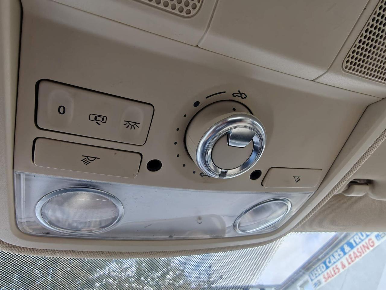 2013 Volkswagen Jetta 2.5L Sportline (A6) 4dr Sedan Photo