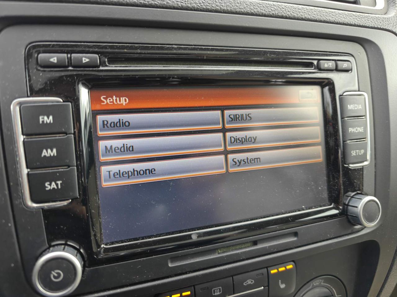 2013 Volkswagen Jetta 2.5L Sportline (A6) 4dr Sedan Photo