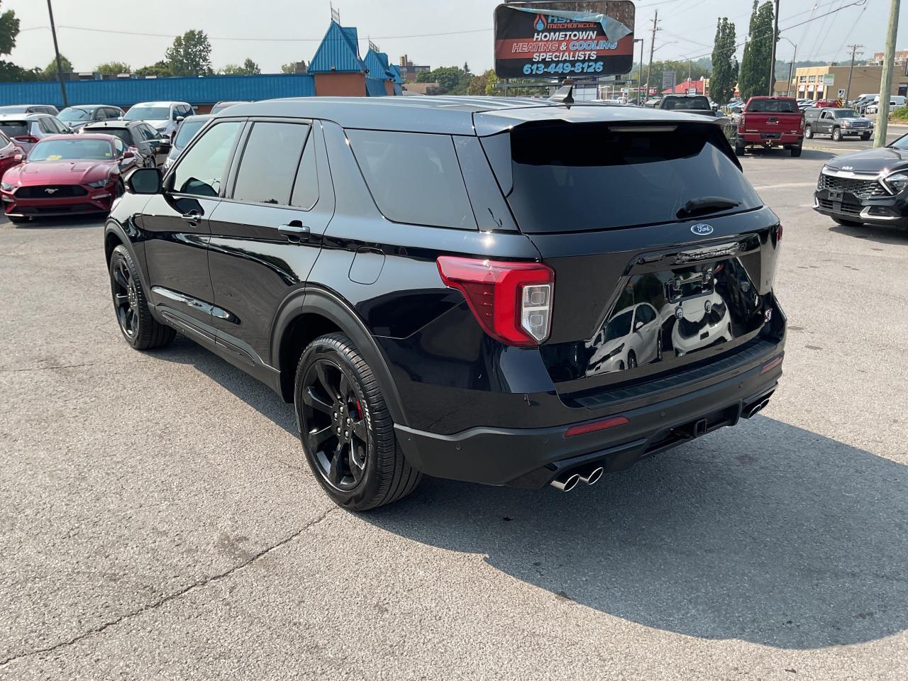 2022 Ford Explorer ST 4dr 4x4 Photo