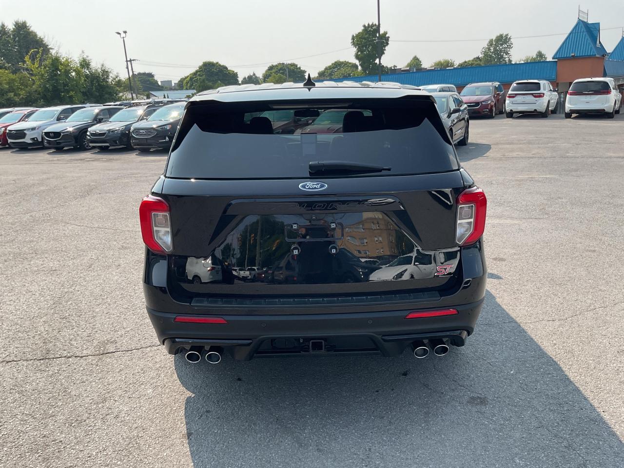 2022 Ford Explorer ST 4dr 4x4 Photo