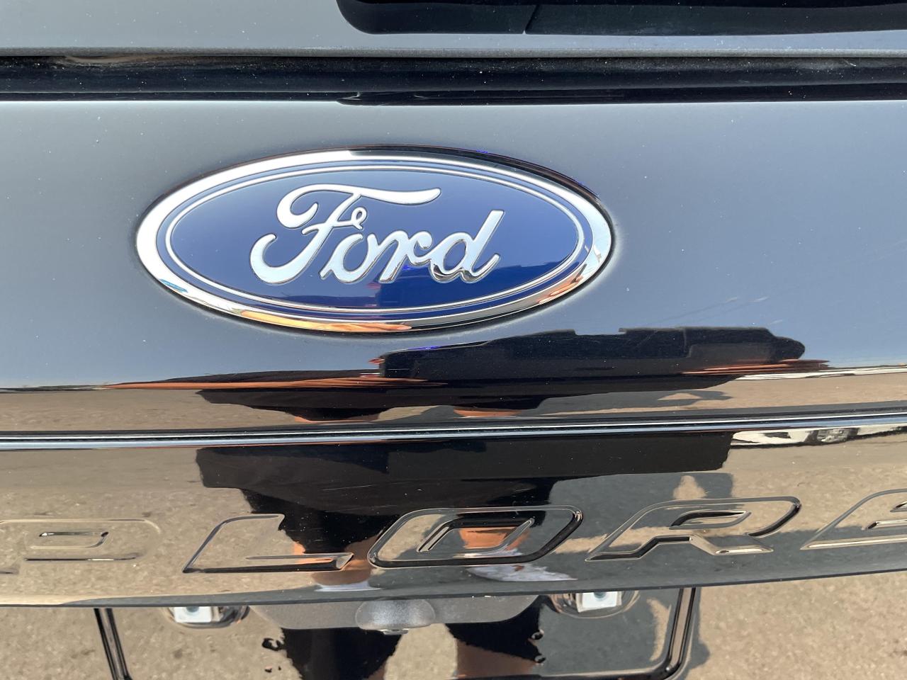 2022 Ford Explorer ST 4dr 4x4 Photo