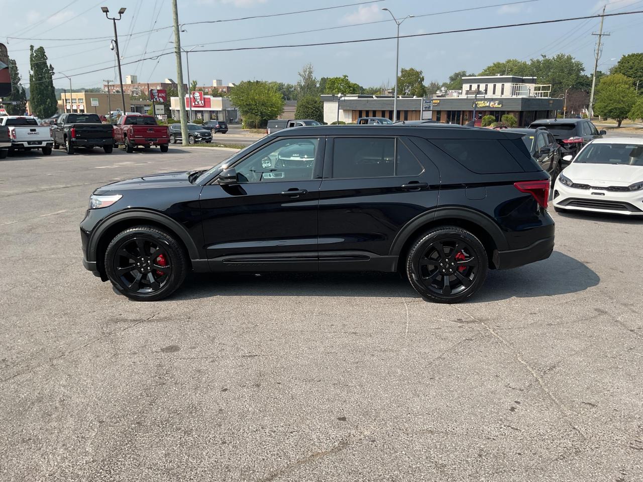 2022 Ford Explorer ST 4dr 4x4 Photo