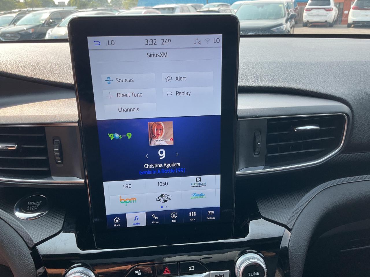 2022 Ford Explorer ST 4dr 4x4 Photo