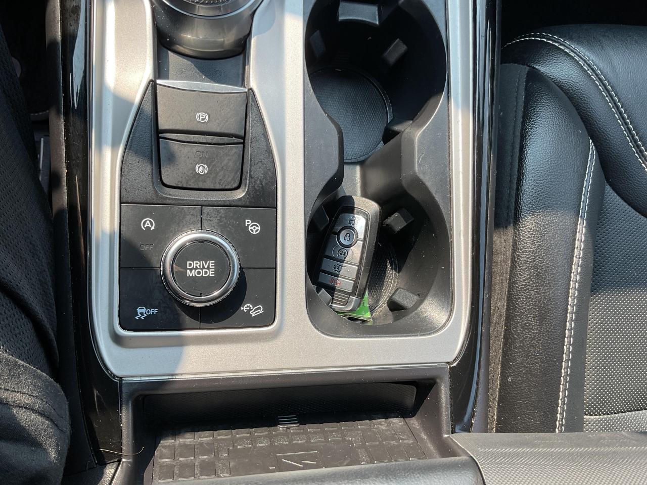 2022 Ford Explorer ST 4dr 4x4 Photo