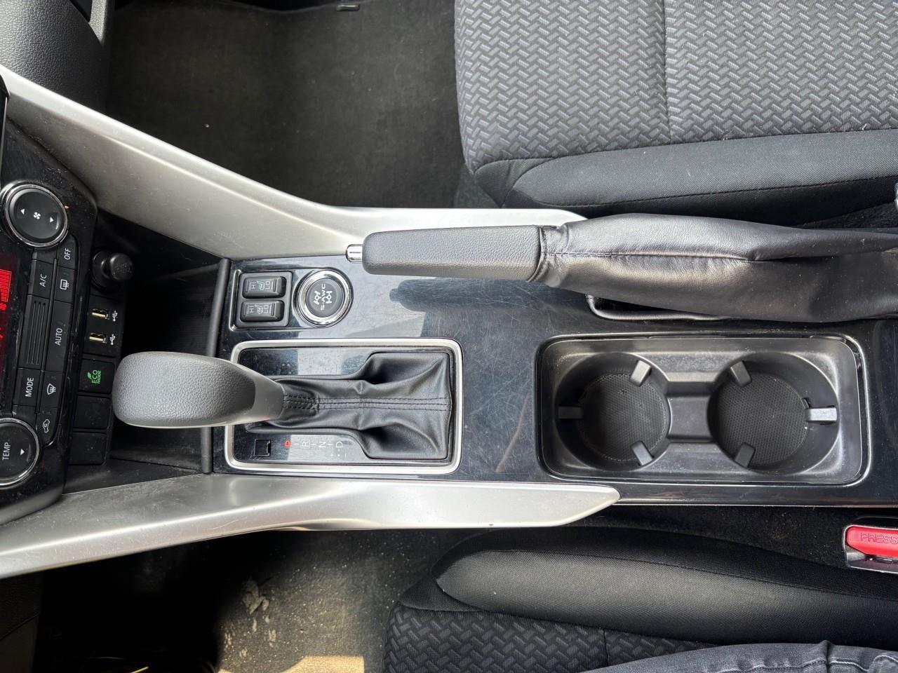 2022 Mitsubishi Eclipse Cross ES 4dr S-AWC Photo