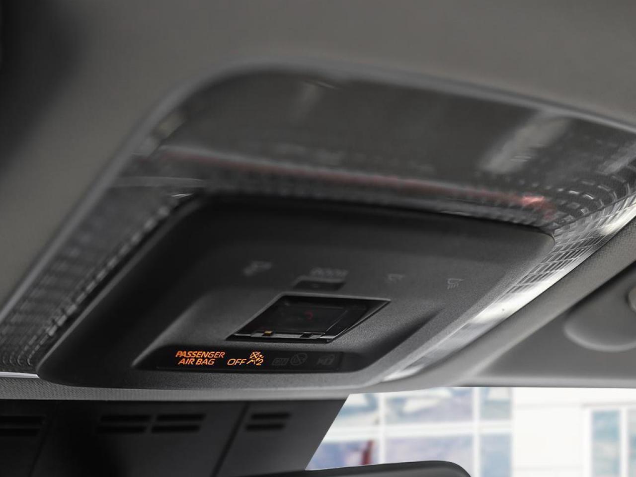 2025 Toyota Prius Plug-In Hybrid XSE 5dr Hatchback Photo