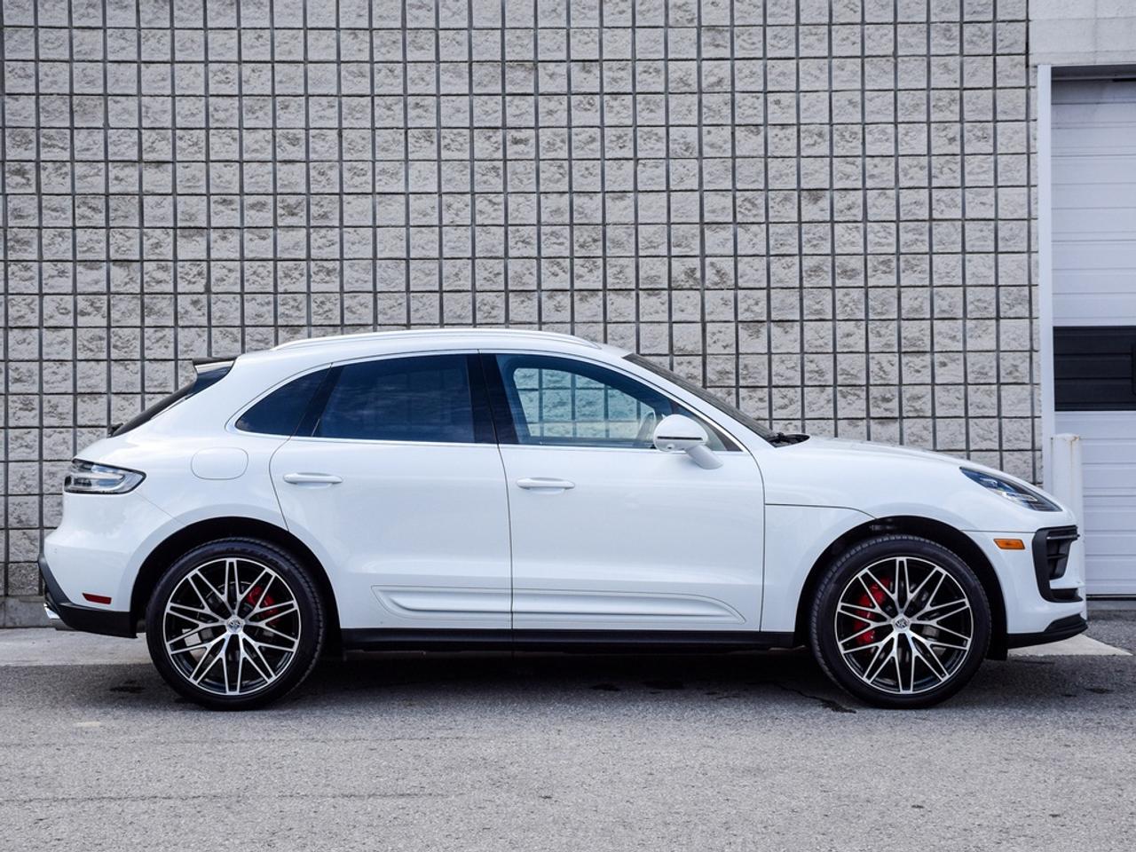 2024 Porsche Macan S 4dr All-Wheel Drive Photo