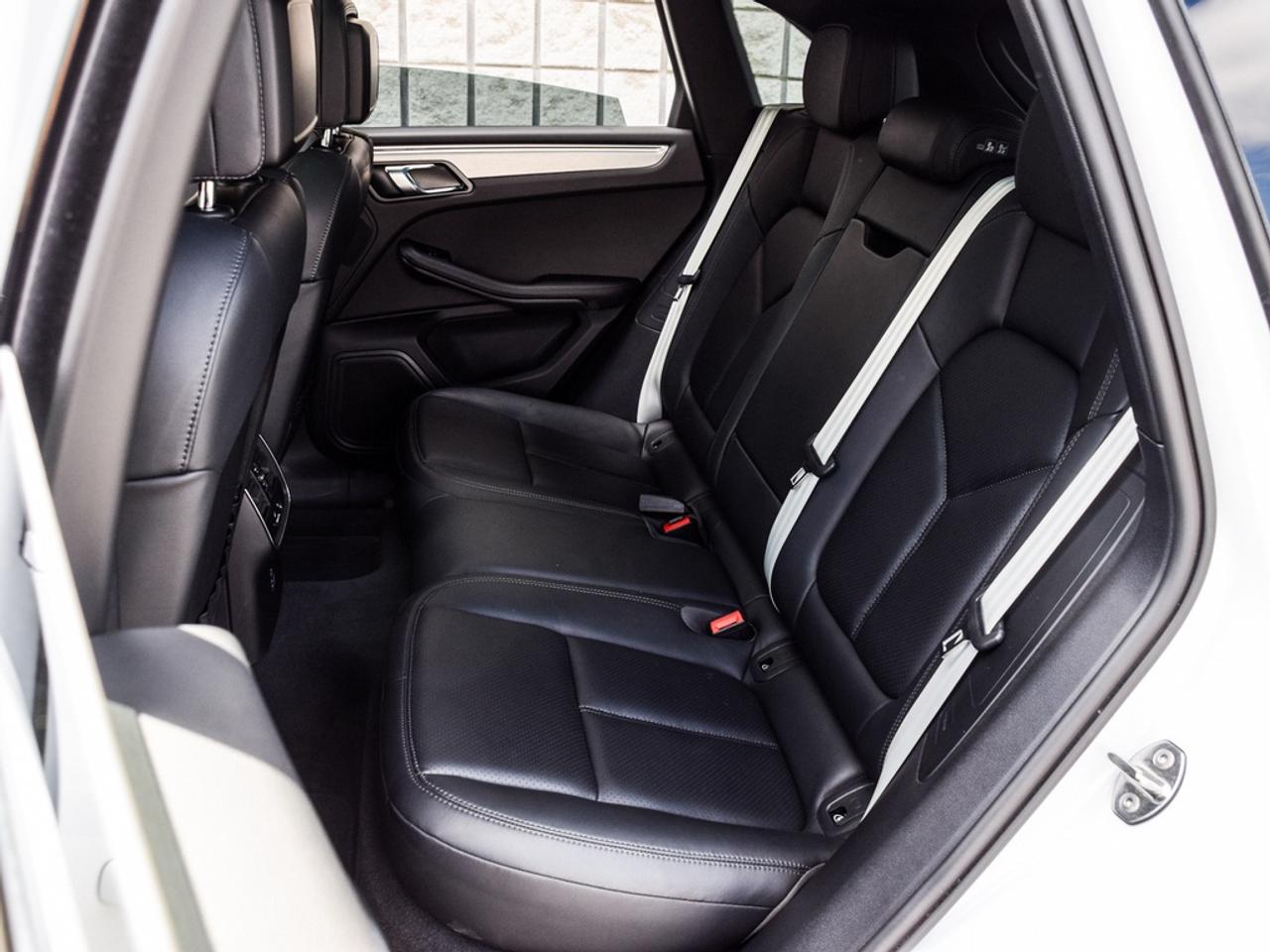 2024 Porsche Macan S 4dr All-Wheel Drive Photo