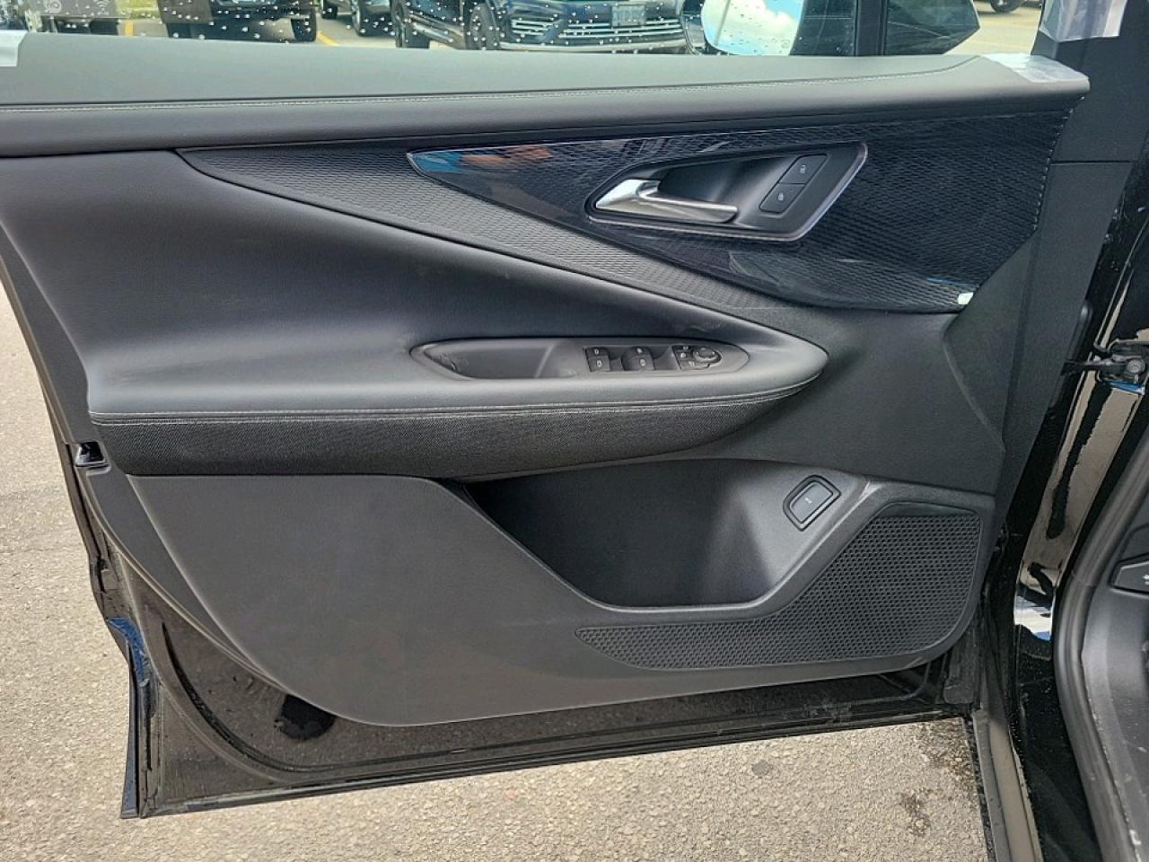 2025 Chevrolet Blazer EV LT 4dr All-Wheel Drive Photo