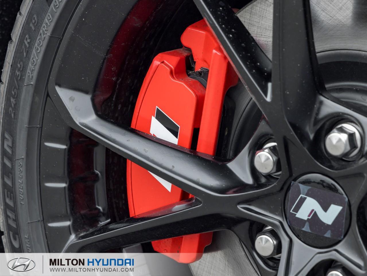 2025 Hyundai Elantra N Base 4dr Sedan Photo4