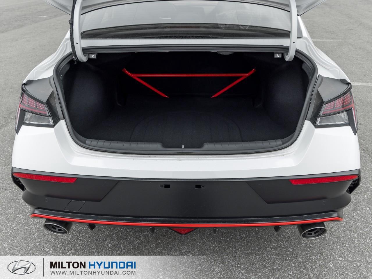 2025 Hyundai Elantra N Base 4dr Sedan Photo