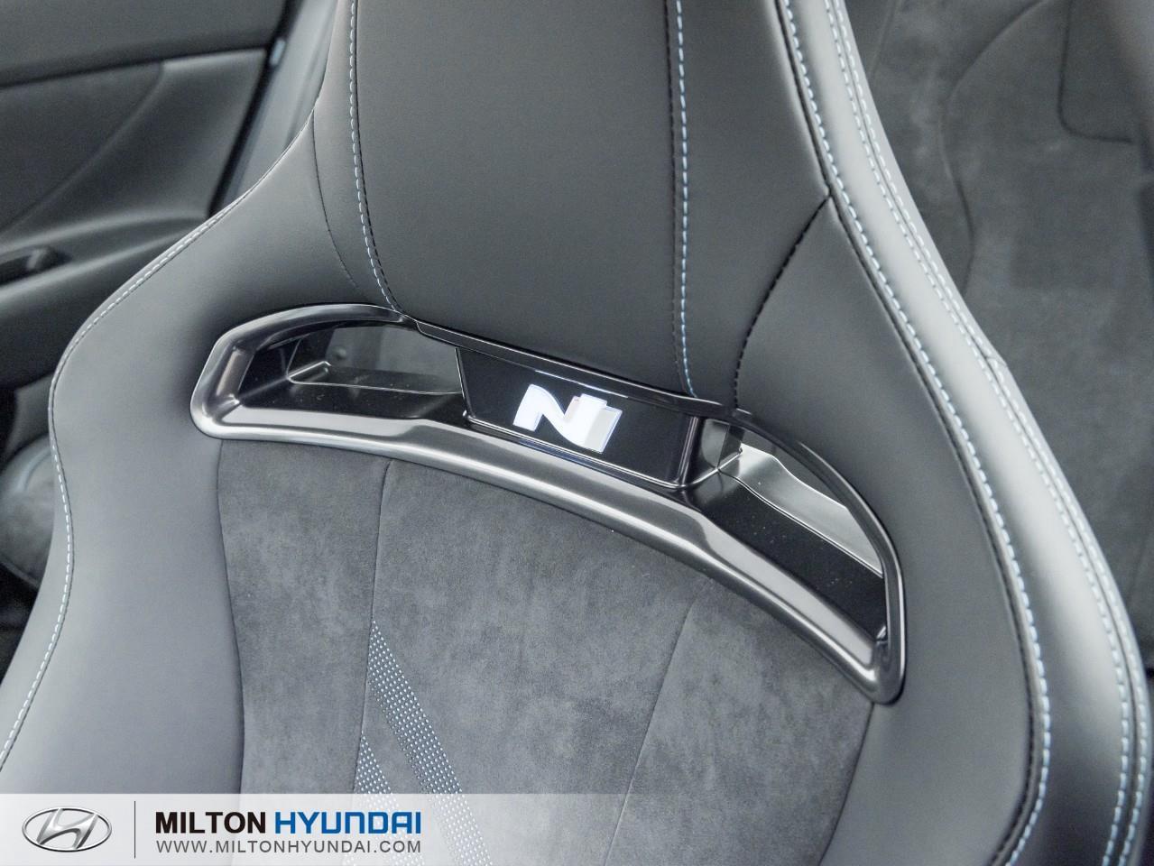 2025 Hyundai Elantra N Base 4dr Sedan Photo