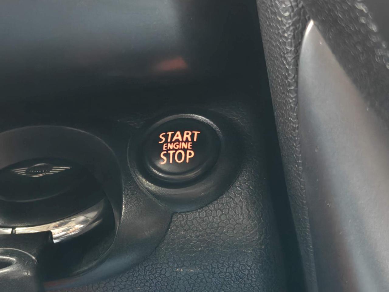 2014 MINI Countryman Cooper S 4dr ALL4 Sport Utility Photo