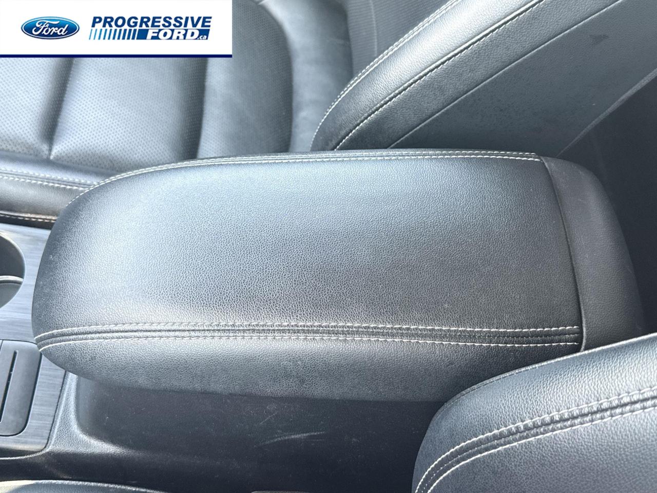 2021 Ford Escape Titanium Hybrid 4dr All-Wheel Drive Photo