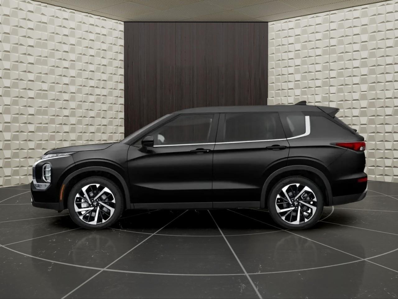 2024 Mitsubishi Outlander ES 4dr S-AWC Photo