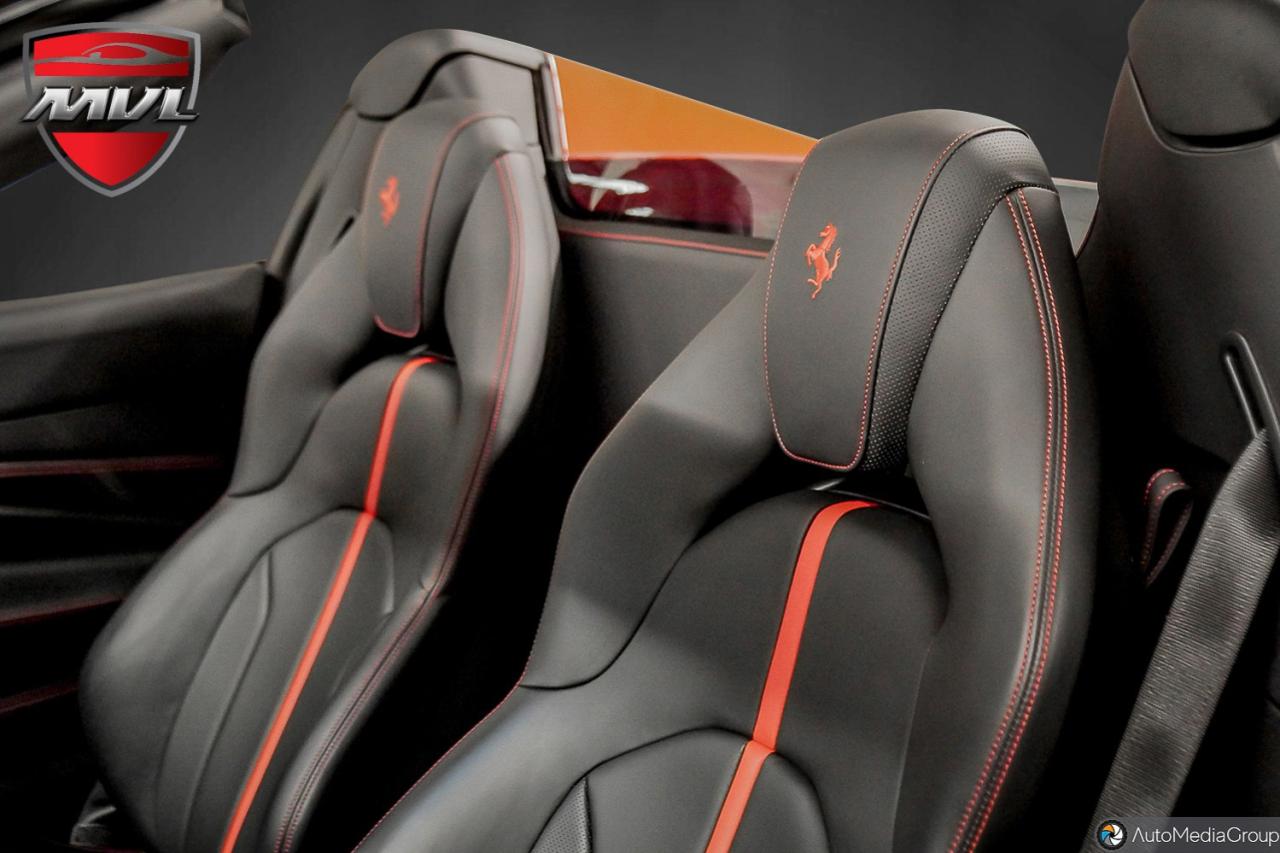 2023 Ferrari F8 Spider Base 2dr Convertible Photo