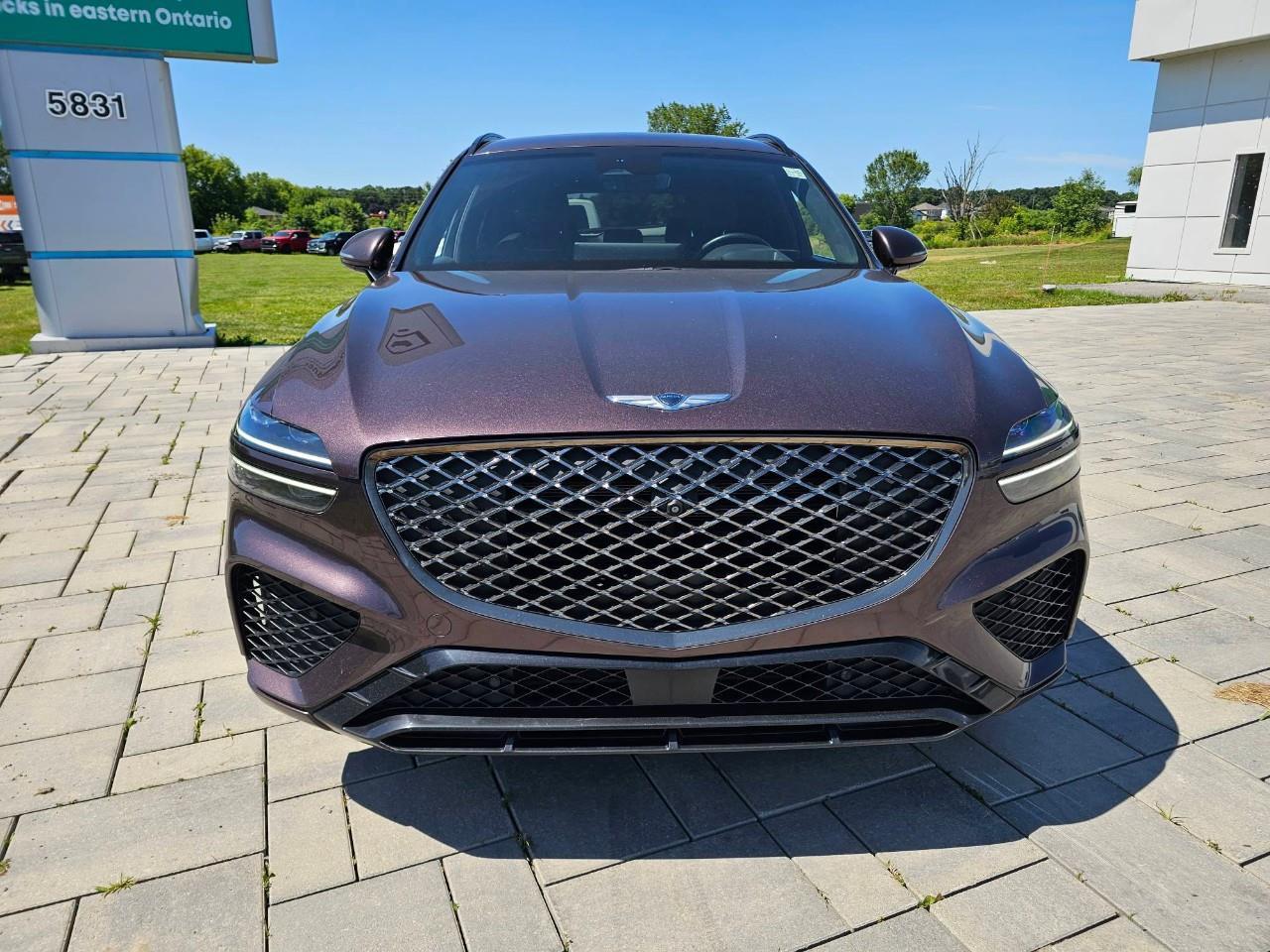 2022 Genesis GV70 3.5T Sport Plus 4dr All-Wheel Drive Photo2