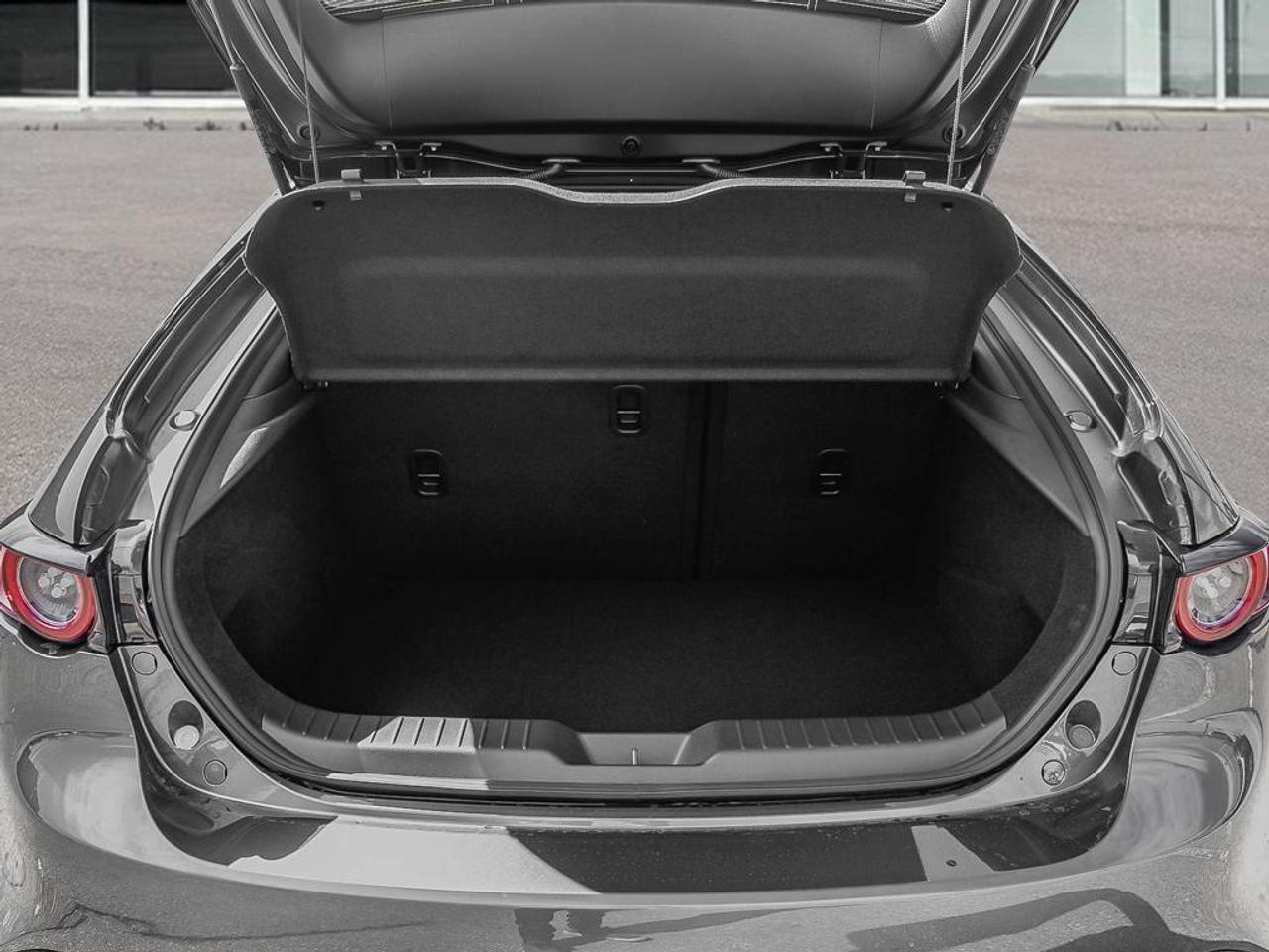 2025 Mazda Mazda3 Sport GS Auto FWD Photo