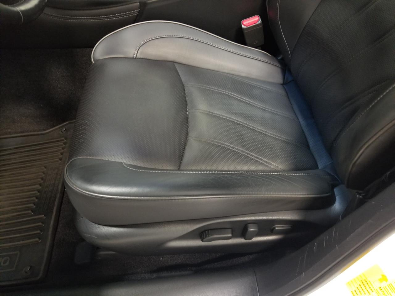 2019 Infiniti Q70L 3.7 LUXE 4dr All-Wheel Drive Sedan Photo