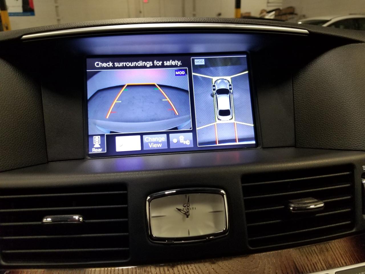 2019 Infiniti Q70L 3.7 LUXE 4dr All-Wheel Drive Sedan Photo