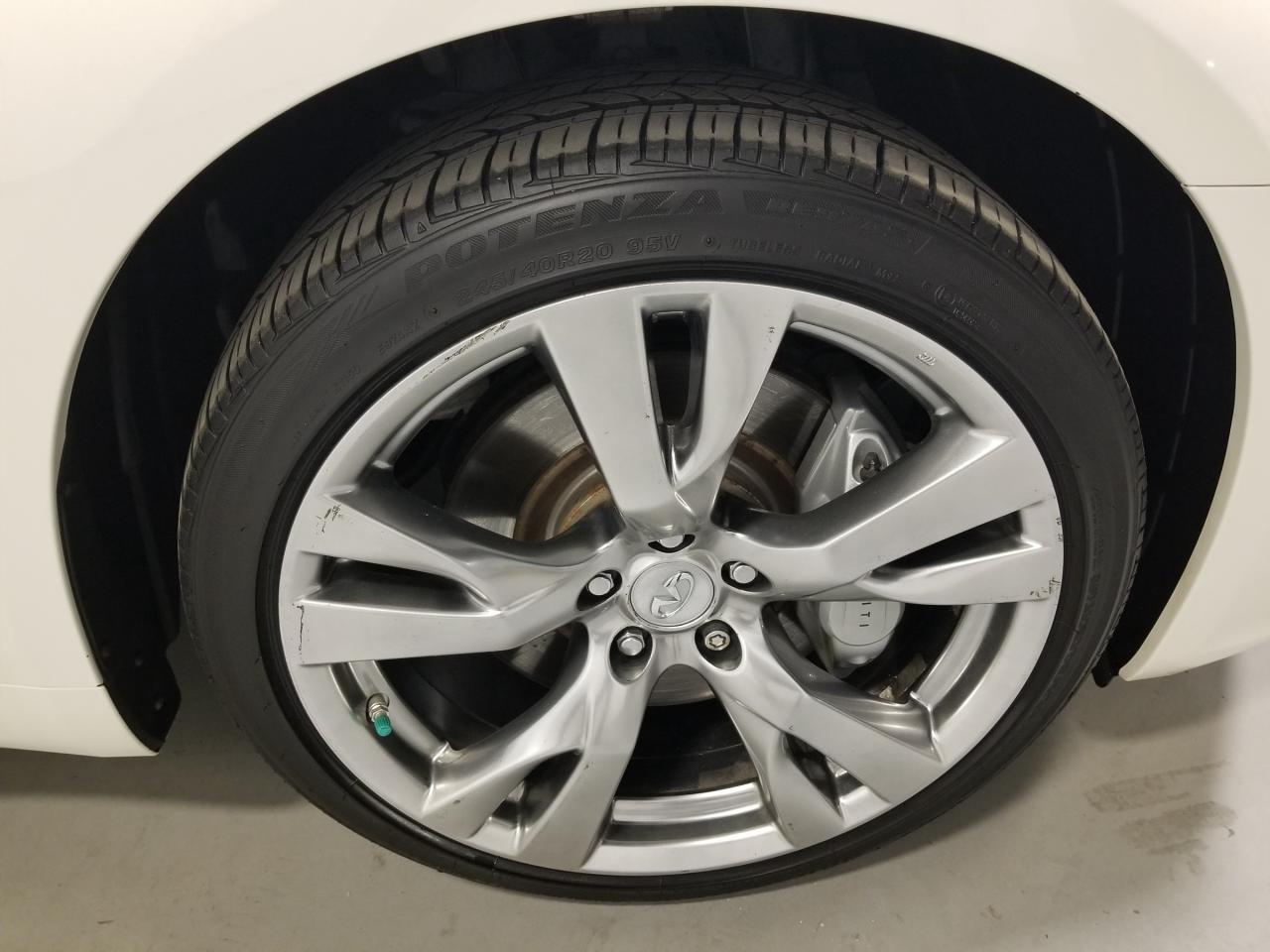 2019 Infiniti Q70L 3.7 LUXE 4dr All-Wheel Drive Sedan Photo