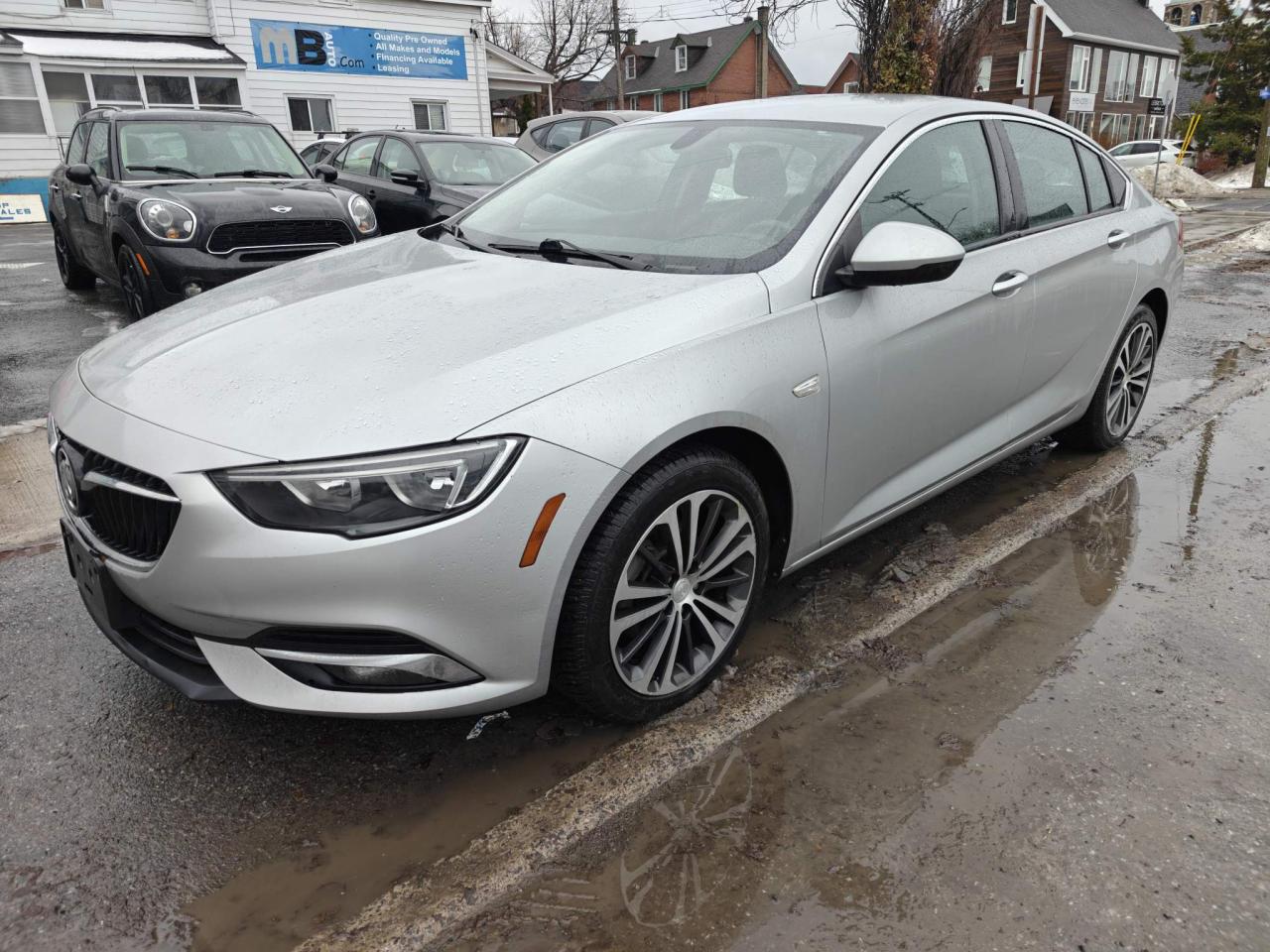 2019 Buick Regal Sportback Preferred II 4dr Front-Wheel Drive Hatchback Photo