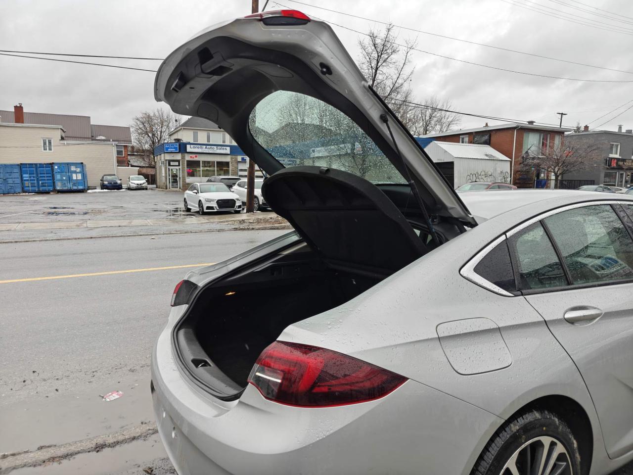 2019 Buick Regal Sportback Preferred II 4dr Front-Wheel Drive Hatchback Photo