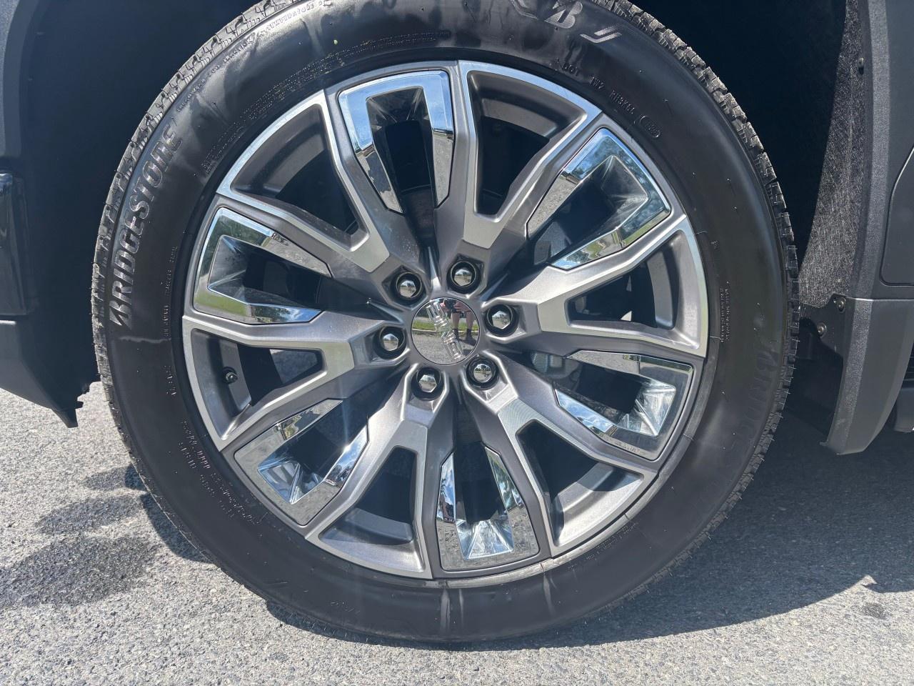 2025 GMC Sierra 1500 Crew Cab Short Box 4-Wheel Drive Denali Photo