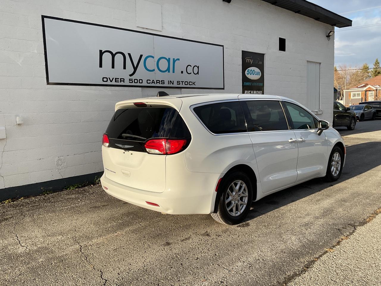 2023 Chrysler Grand Caravan SXT Front-Wheel Drive Passenger Van Photo