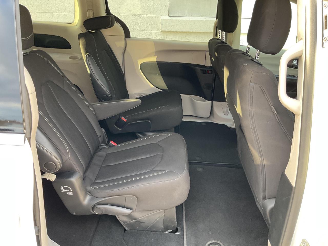 2023 Chrysler Grand Caravan SXT Front-Wheel Drive Passenger Van Photo