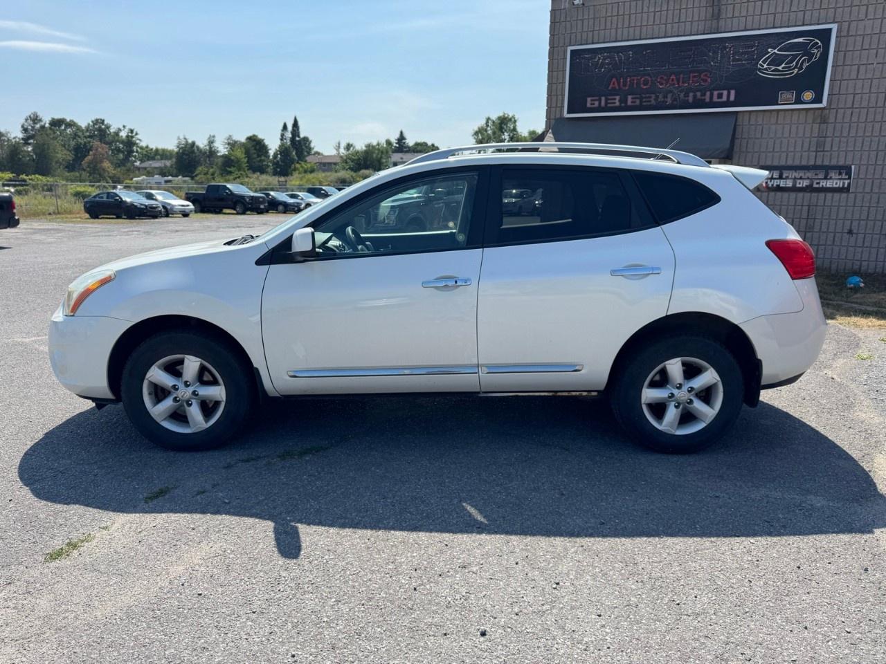 2013 Nissan Rogue AWD 4dr S Photo
