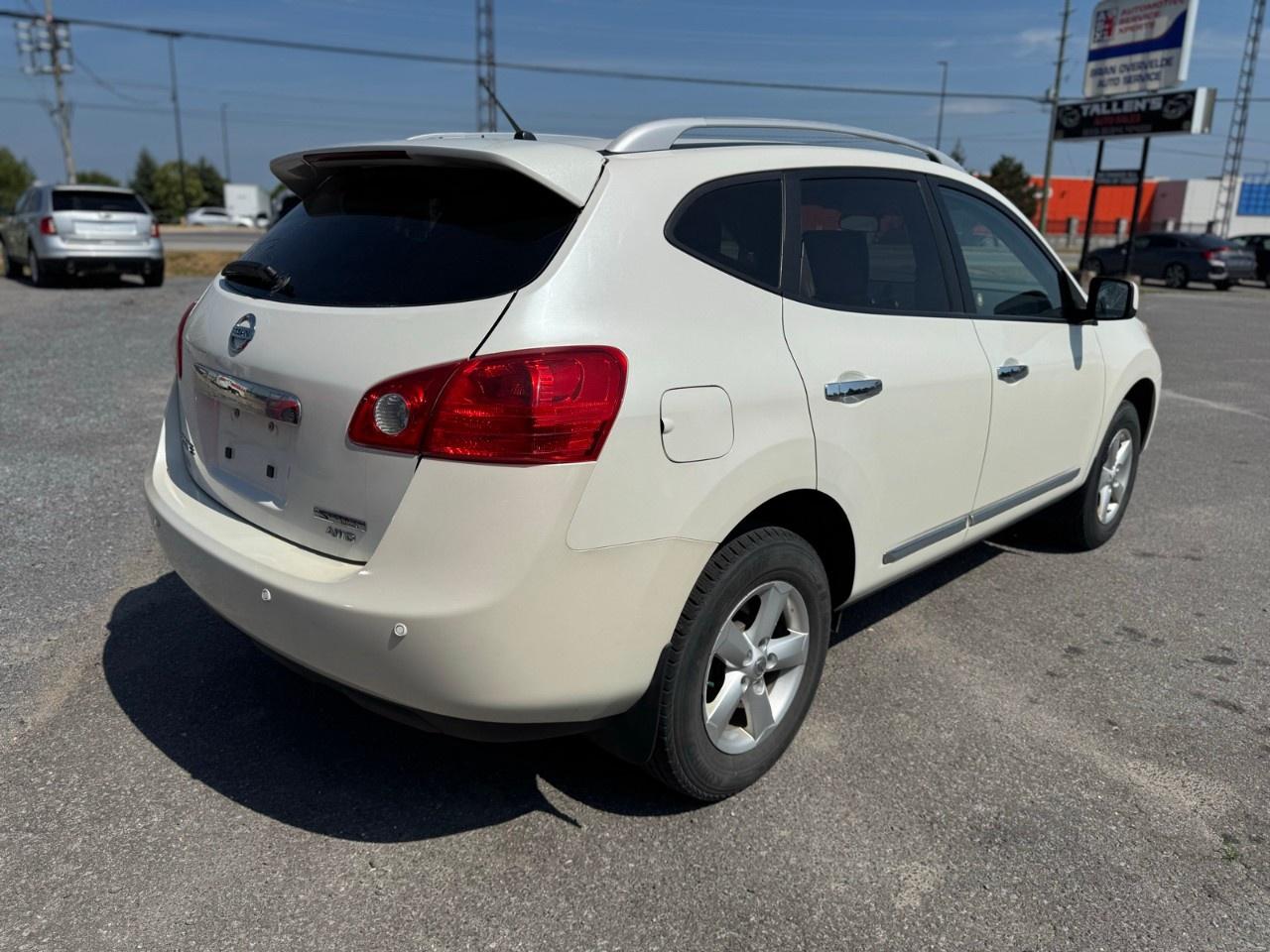 2013 Nissan Rogue AWD 4dr S Photo4