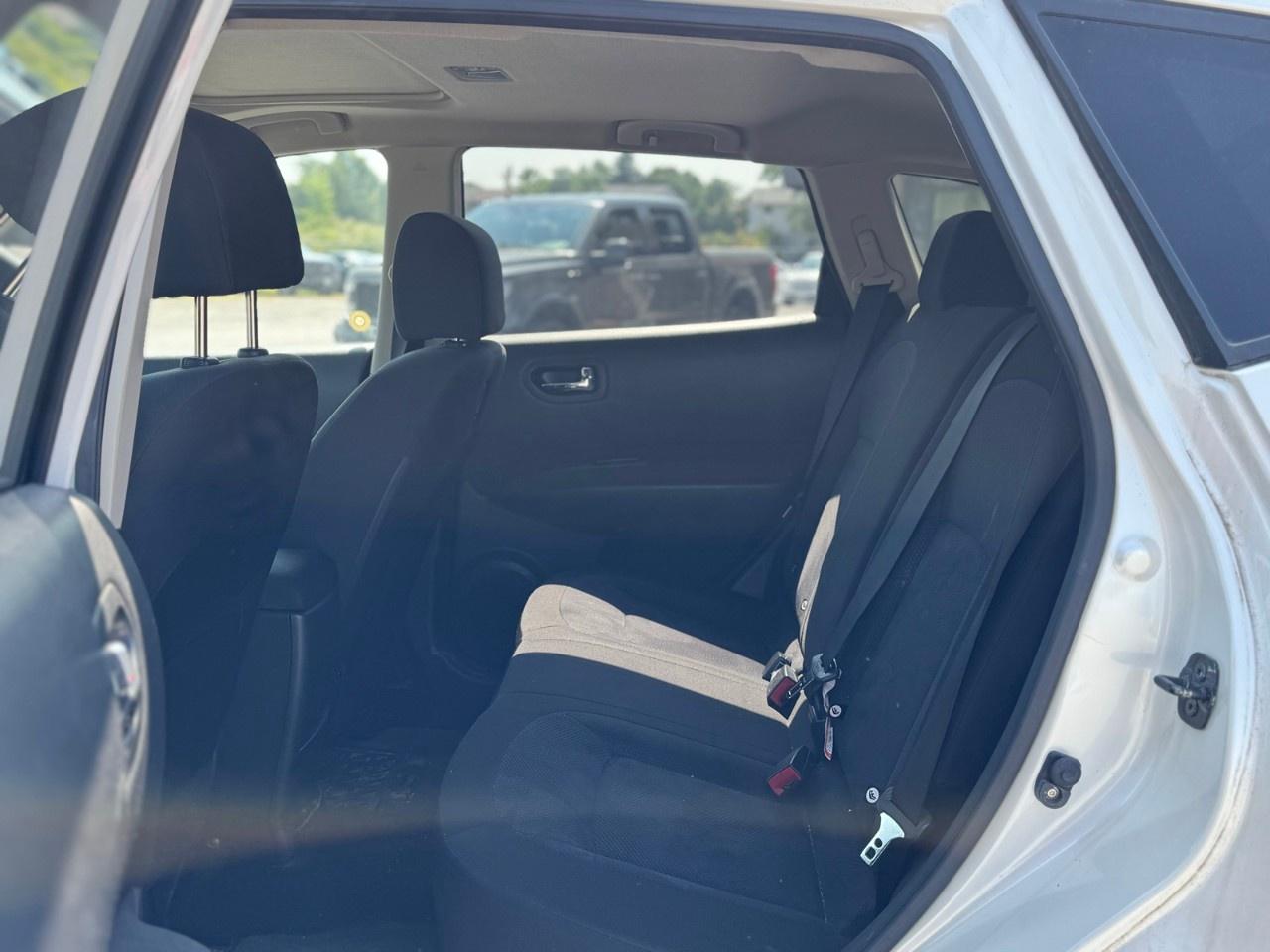 2013 Nissan Rogue AWD 4dr S Photo