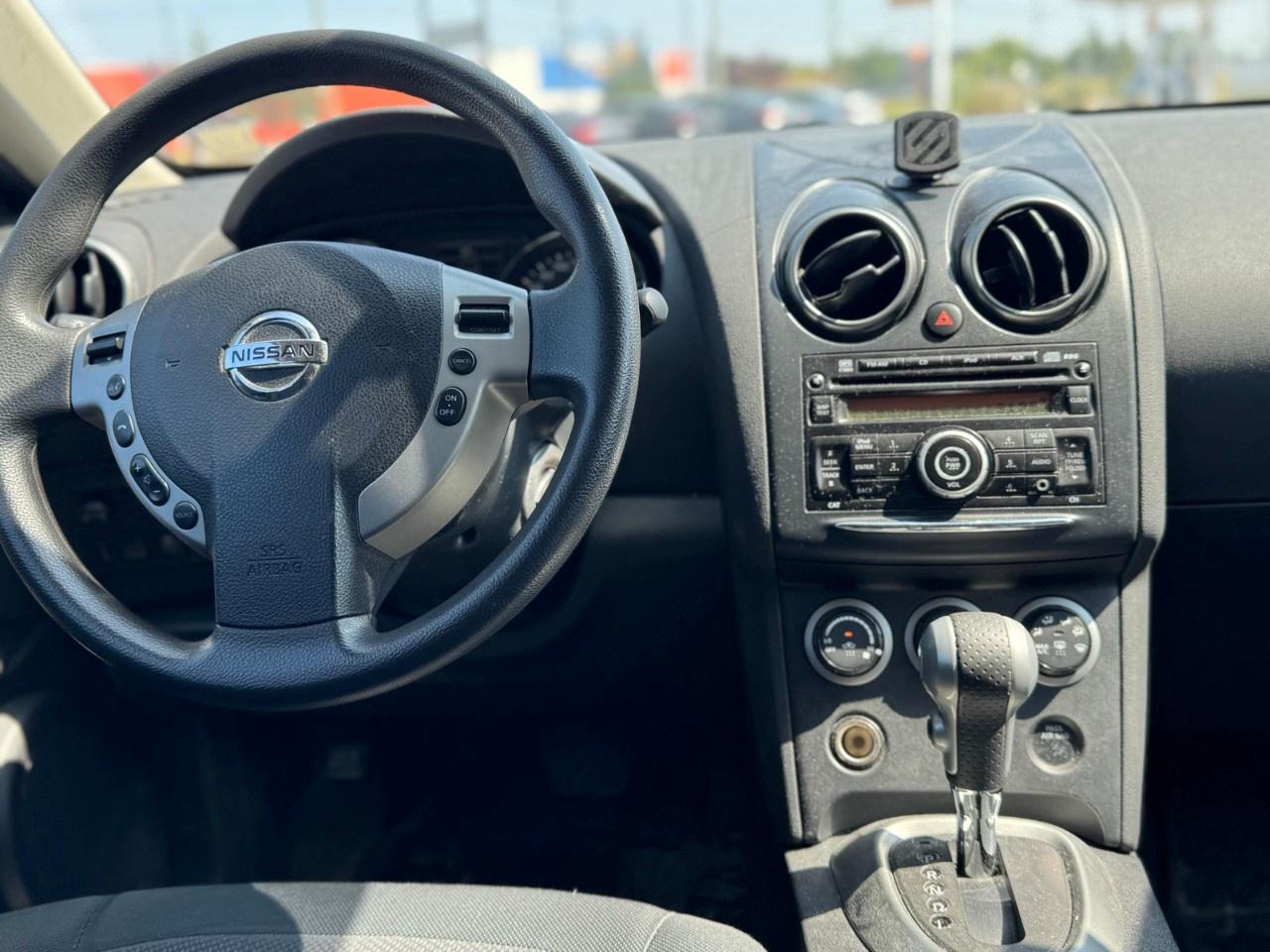 2013 Nissan Rogue AWD 4dr S Photo