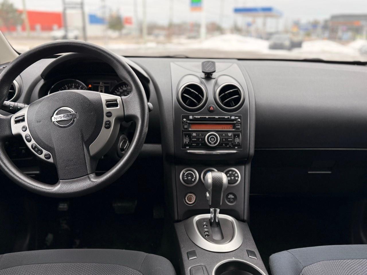 2013 Nissan Rogue AWD 4dr S Photo